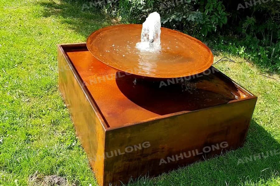 <h3>29 Garden Water Fountains That Create a Sense of Tranquillity </h3>
